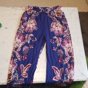 Xhilaration Floral Pant Festival